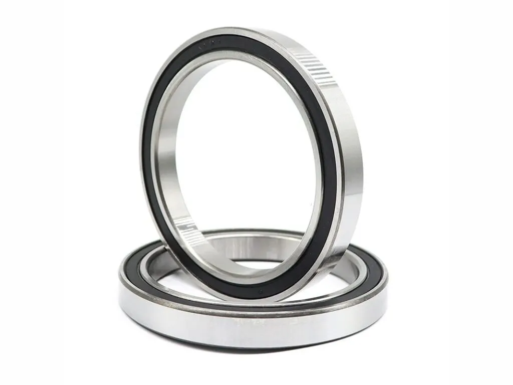 Vòng bi 6900, 6800 và 61700 loại mỏng: Hai vòng bi thành mỏng, một dựng đứng một nằm ngang